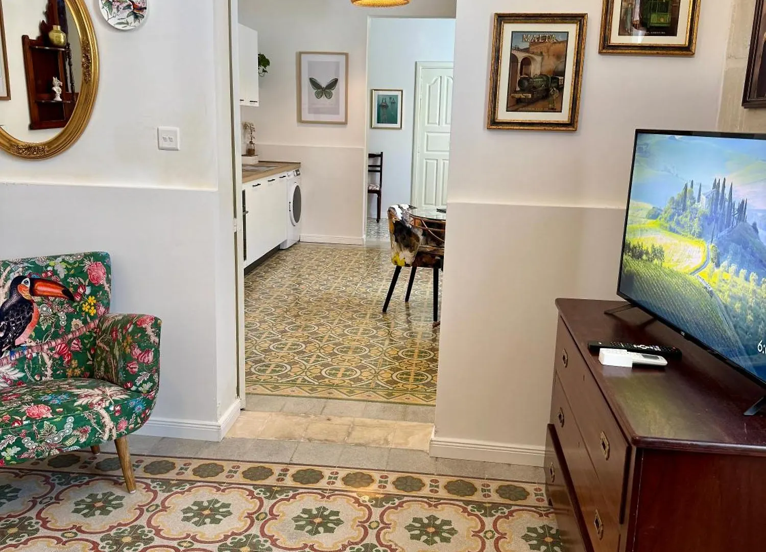 Central Apartment Near Valletta - Boutique Style For Adults - Historic, Gastronomical, Summer Trips Msida