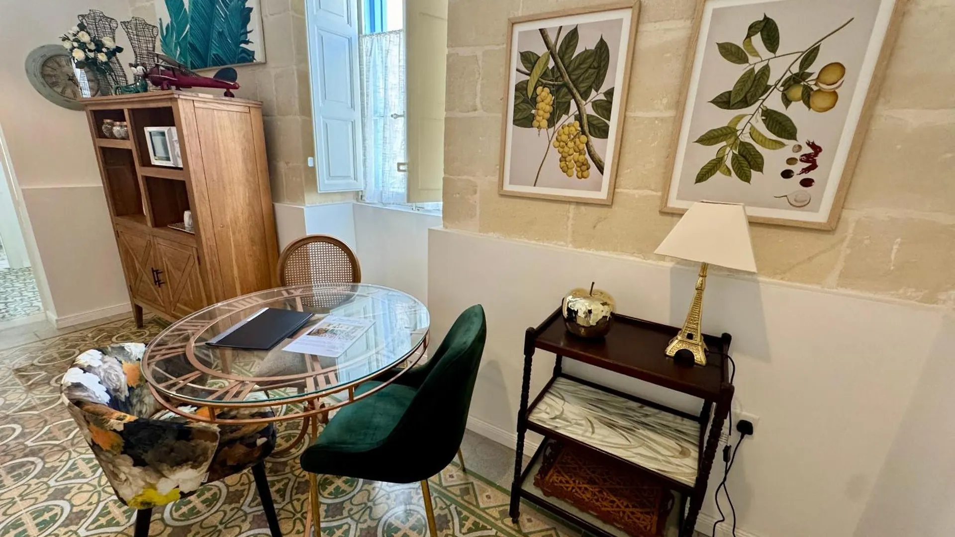 Central Apartment Near Valletta - Boutique Style For Adults - Historic, Gastronomical, Summer Trips Msida
