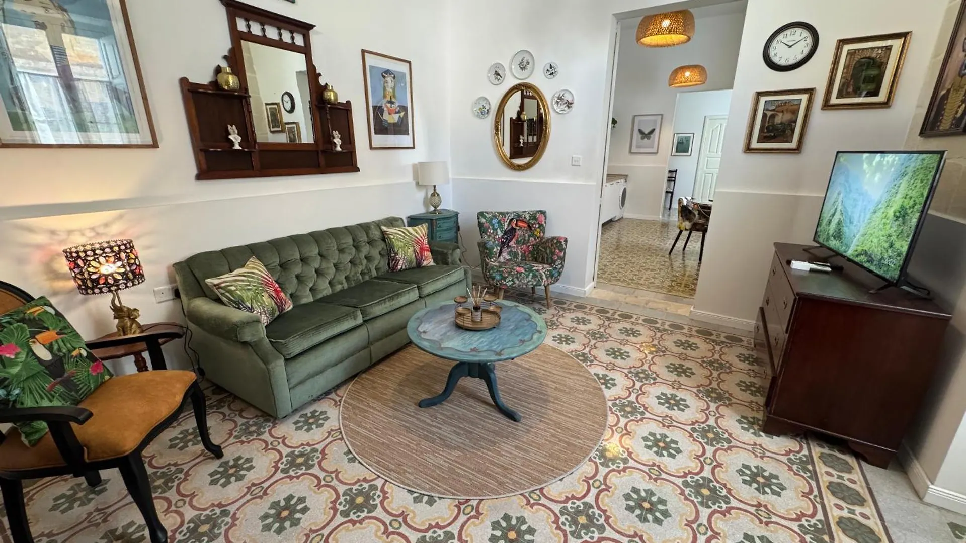 Central Apartment Near Valletta - Boutique Style For Adults - Historic, Gastronomical, Summer Trips Msida