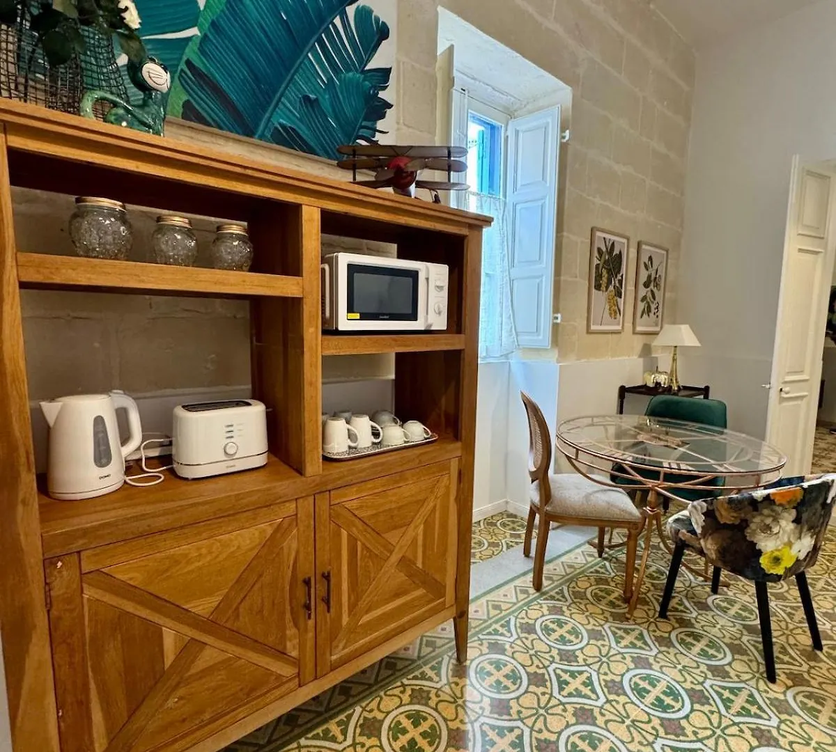 Central Apartment Near Valletta - Boutique Style For Adults - Historic, Gastronomical, Summer Trips Msida Malta
